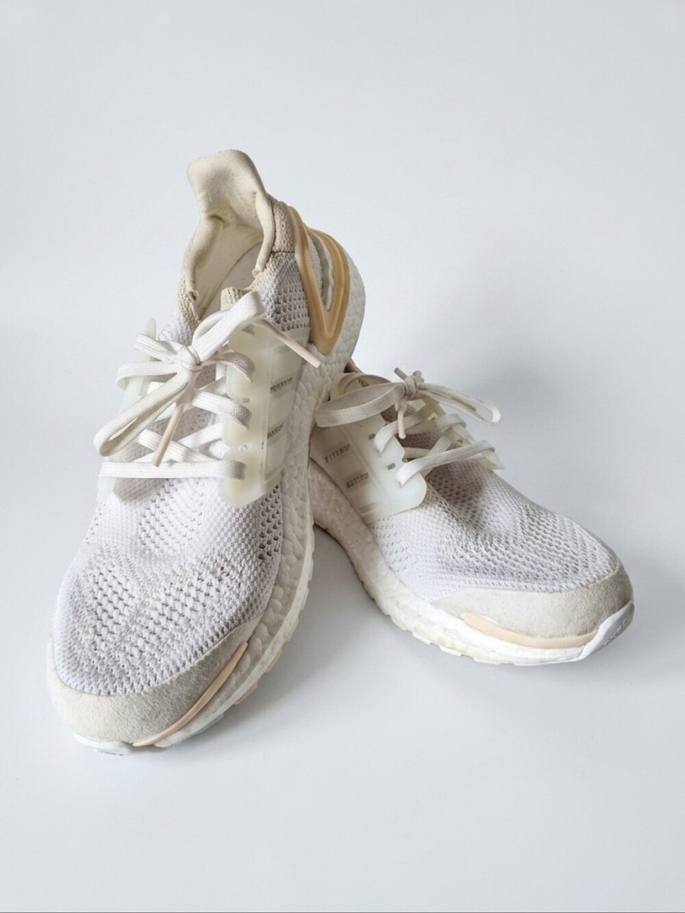 Adidas Ultraboost Off-white Knit Sneakers with Peach Sole Women Size 9